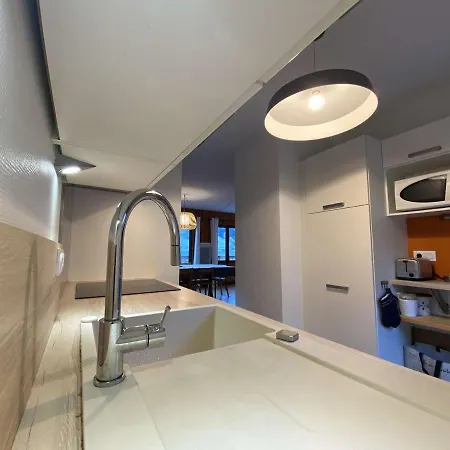 Familial Spacieux Et Lumineux A 5 Min Du Centre, Avec Balcon, Wi-fi, Proche Des Pistes - Fr-1-342-312 בקתה בופור